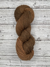 Load image into Gallery viewer, Cafe Ole “B”- Fine Tapestry Weight Yarn- Limited Gradation Series- “Chica”
