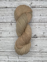 Load image into Gallery viewer, Cafe Ole “C”- Fine Tapestry Weight Yarn- Limited Gradation Series- “Chica”
