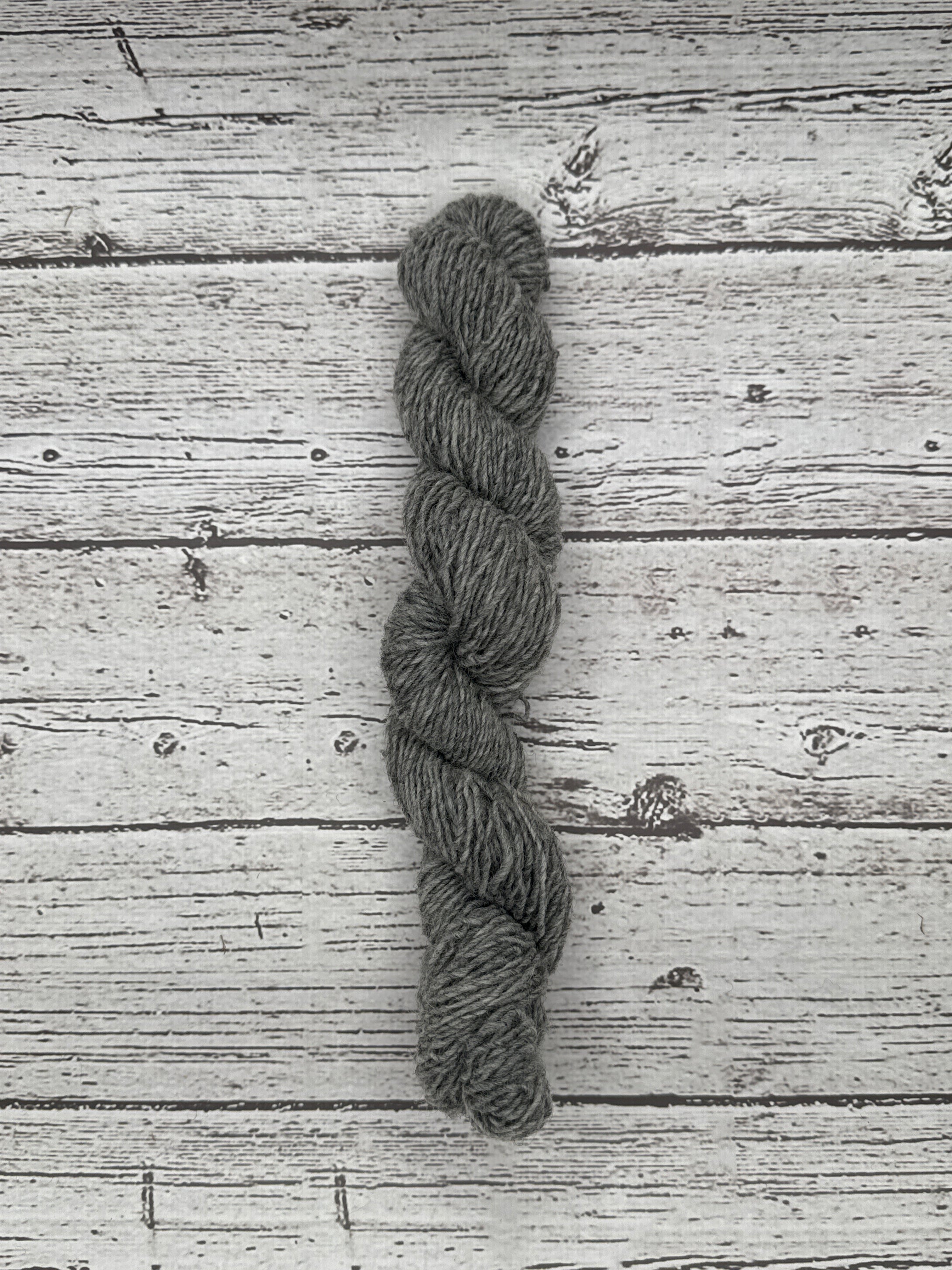 Chica Minis- Natural Medium Grey