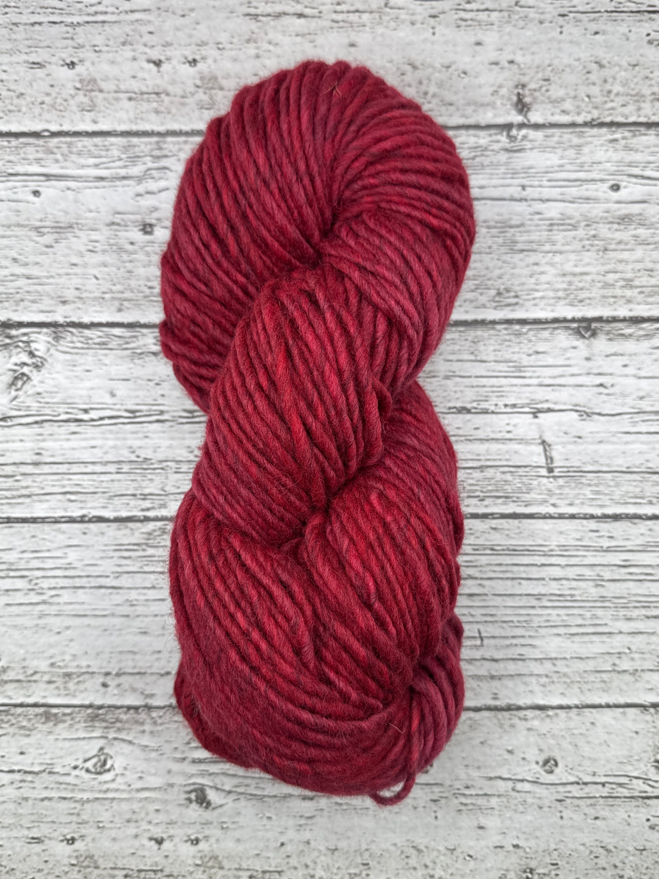 Rio Grande Rug Yarn- Cherry