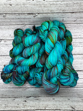 Load image into Gallery viewer, Apparel Series-100% Merino- 4-ply Worsted Weight- &quot;Morenci&quot;

